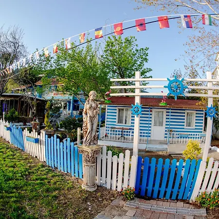 アパートホテル Devrim